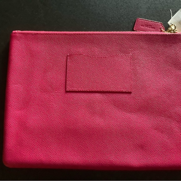 Coach case - Picture 3 of 3